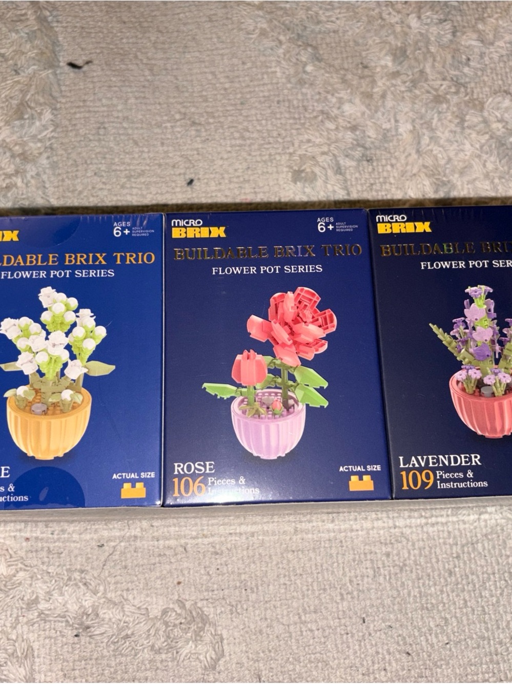 Micro Brix Buildable Brix Trio Rose Flower Pot - Pink & Green